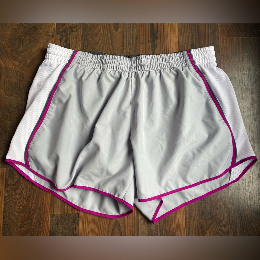 Women’s Nike Dry-Fit Running Shorts- Size L